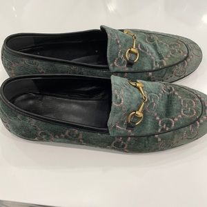 Gucci princetown oxfords in velvet